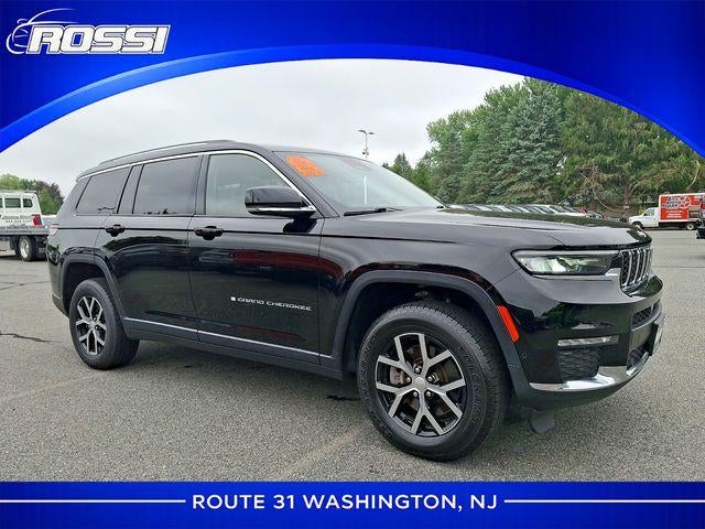 2023 Jeep Grand Cherokee L Limited 4x4 in Diamond Black Crystal Pearlcoat — front three-quarter view