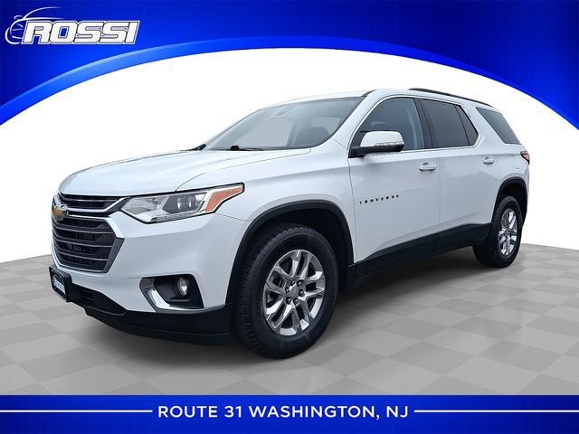 2021 Chevrolet Traverse LT Cloth in Summit White — front three-quarter view