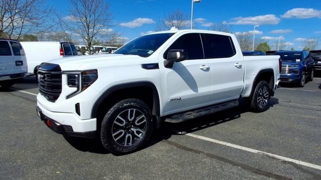 2025 GMC Sierra 1500 — interior view