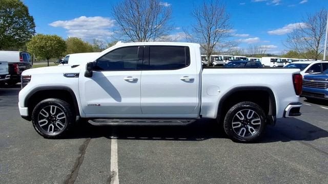 2025 GMC Sierra 1500 — detail view