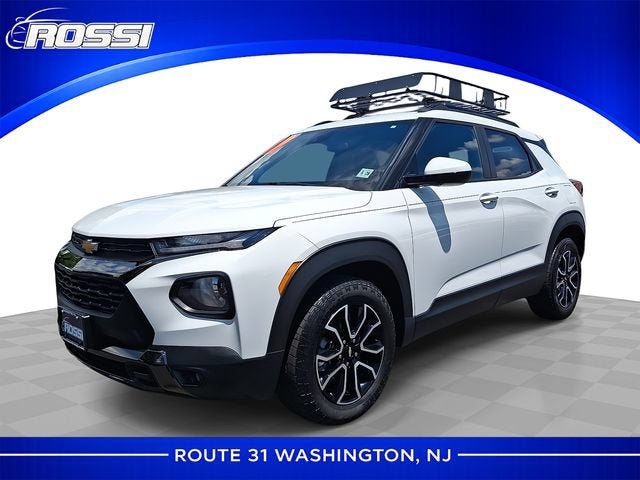 2023 Chevrolet Trailblazer ACTIV in Summit White — front three-quarter view